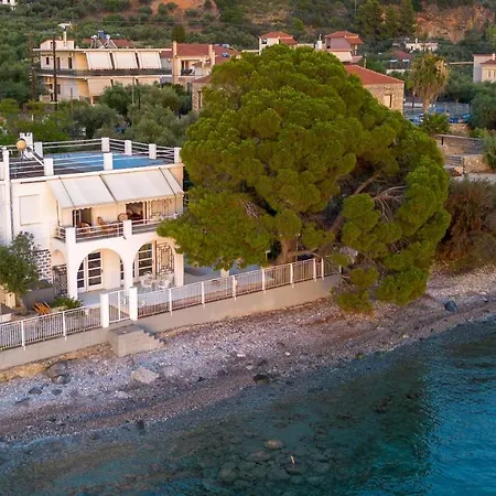 Messinian Seaside Villa Kalamata Exterior foto